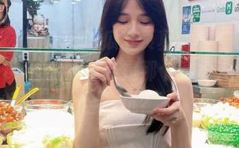 17c吃瓜首页真的是“看着真香”，不过我心里还是那个疑虑……会不会有坑？