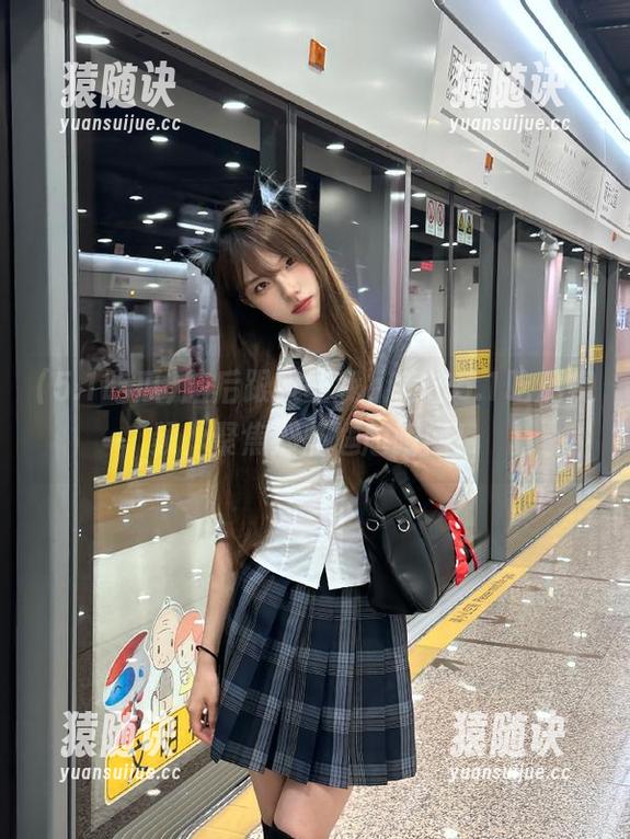 脑后跟风的我，直击5.1吃瓜视频，聚焦那些尴尬瞬间！