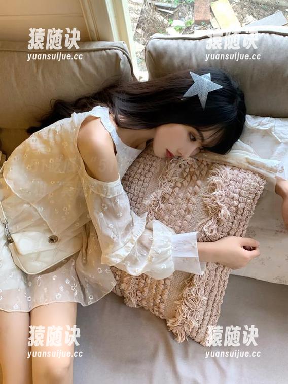 “51吃瓜fun：军训时吃瓜的吃相，真是不得不说的精彩”网址在这等你！