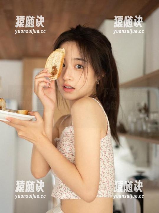 “51吃瓜网”下载导航来袭，跟随甜蜜的瓜，直到被恶心的剧情反转撞到头。