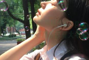 “51吃瓜网这款app，今日又是瓜田”的问题与惊喜大考验！