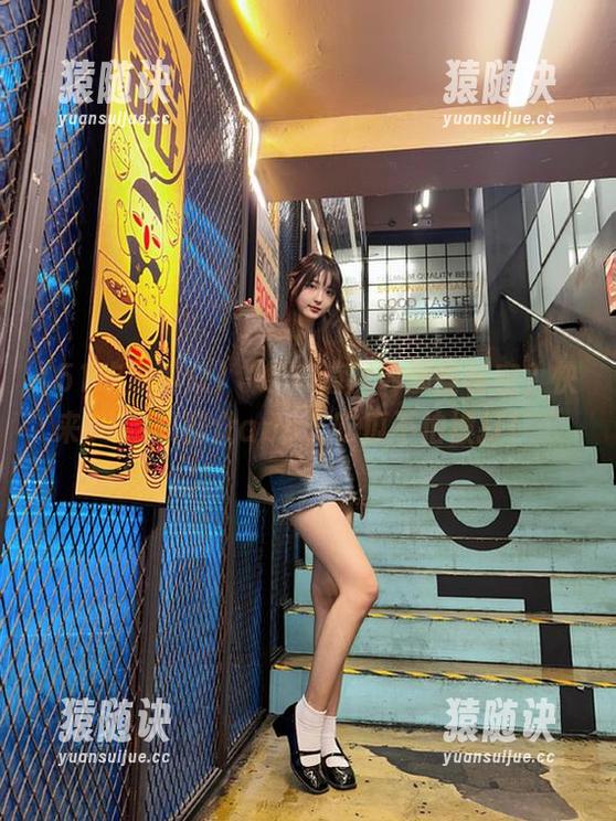 “想知道圈内那些秘密？快来51吃瓜群众app，吃瓜不怕被打！“