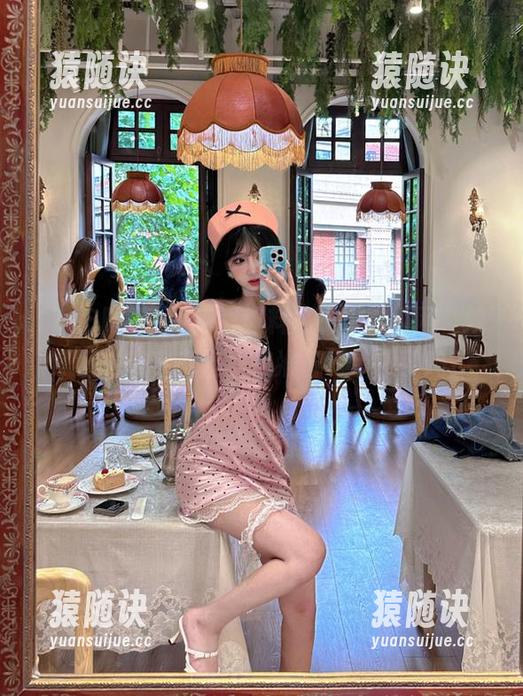 718吃瓜网 免费爆料!718吃瓜网,娱乐圈的秘密花园,你准备好带瓜了吗?