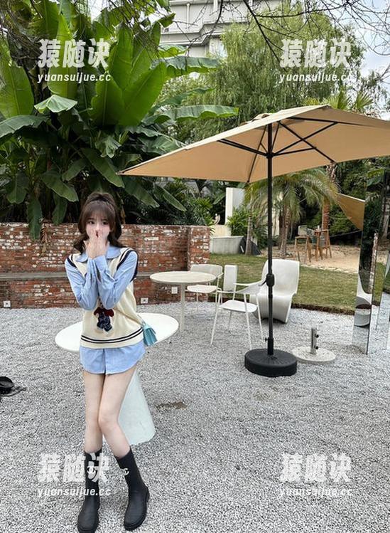 哈哈哈，“入口”就如“heiliao.su”的秘密花园，我是否该探个究竟？