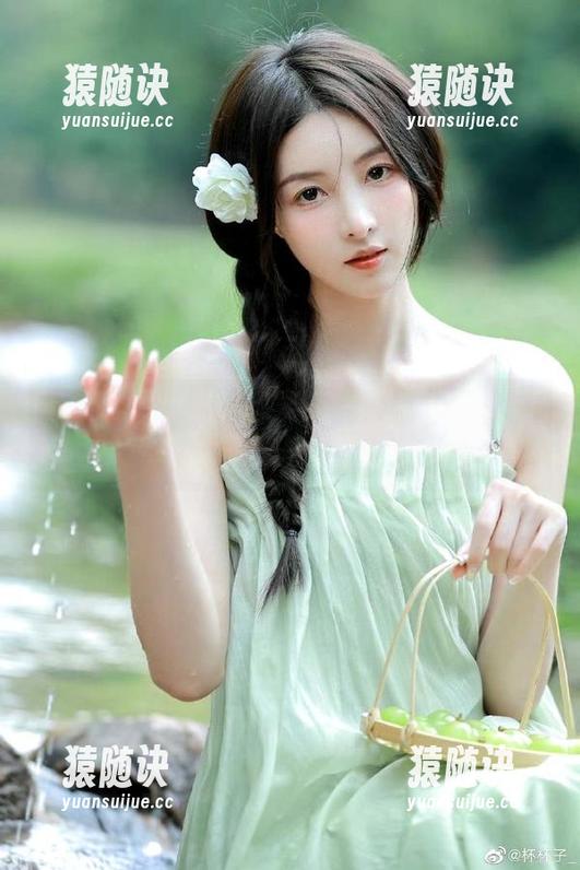 hlcool黑科苹果版：看热闹不怕事儿大，真是有毒！