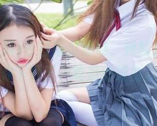 今日吃瓜娜娜，她就是那个让你下载五一吃瓜的理由。