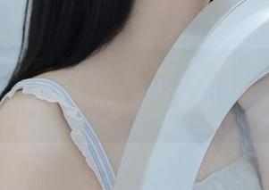 人人吃瓜网：瓜田里ण्यासाठी，永久等待喧闹的声音！