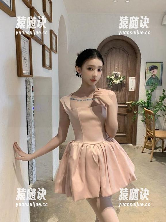 吃瓜网再次更新，瓜子已备，中心戏精齐上阵！