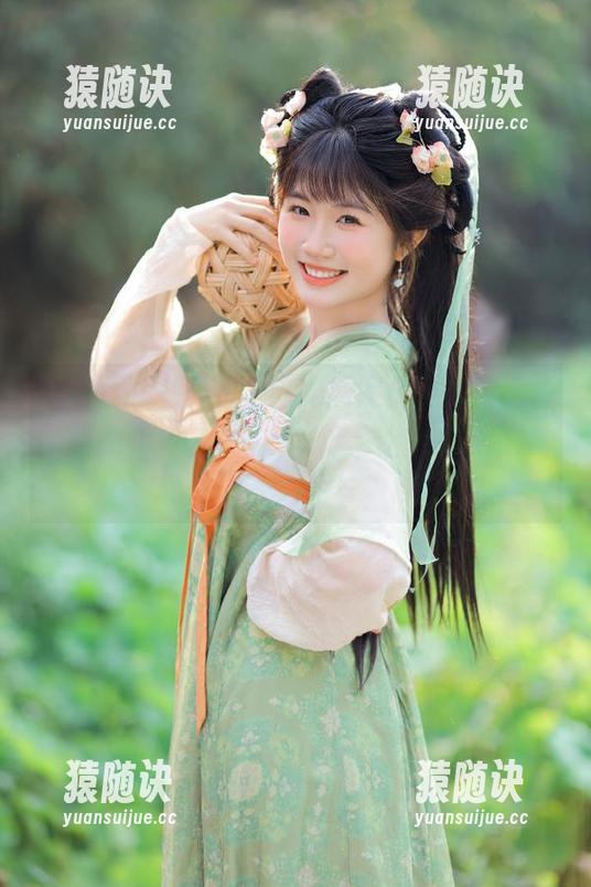 各位，这吃瓜网网页真是个福利地，不知道的人可亏大了，各种免费吃瓜！