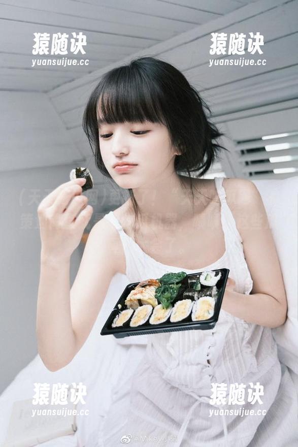 更新了！“天天吃瓜网”的策划简直就是个吃瓜机器，啧啧，这些瓜真是太会了。