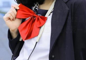 黑料不打烊tttzzz最新版本大揭秘：资源升级、还能和好友一起吃瓜！