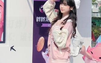 “黑料不打烊tttzzz”网址揭秘：谁在偷偷消费这些八卦？