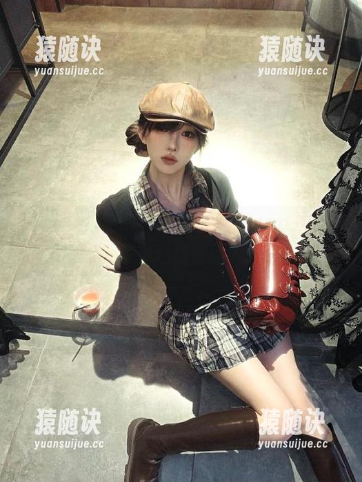 ‘黑料吃瓜网’app上线！看明星黑历史从这时开始成了必修课！