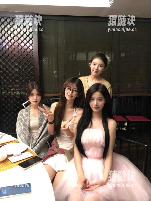 黑料吃瓜网 黑料吃瓜网在线:不仅能吃瓜,还能拿到‘在线’八卦的收藏秘籍,赶紧来吧!