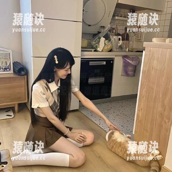 无意间点开黑料正能量fuli24网页，这配色…难道是在表达什么？