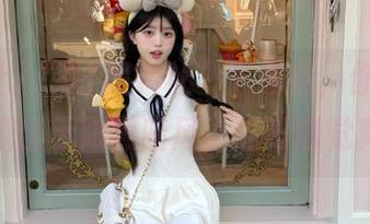 “91黑料社”下载后，你的日常就能蹭出无限黑暗风，这种感觉真妙！