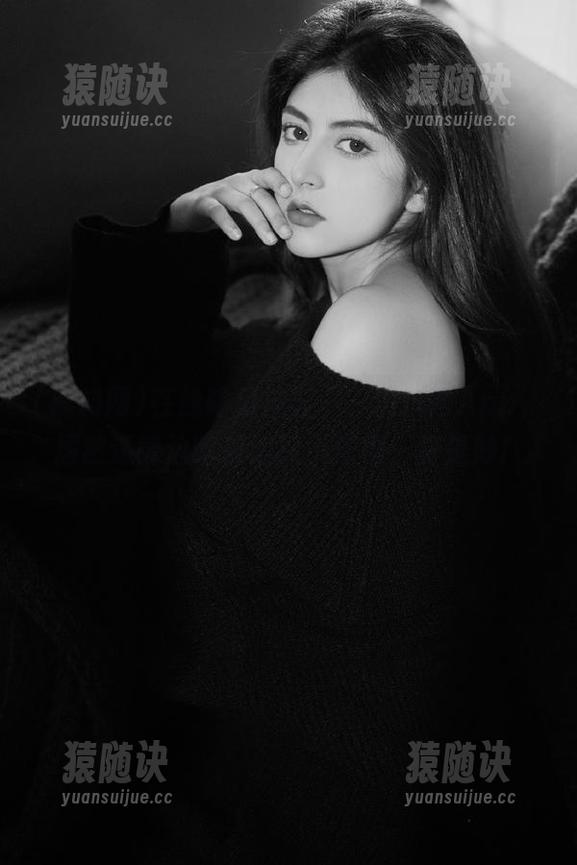 在线嗑瓜神器——黑料网App，居然还能边吃瓜边抓小把柄，真是妙！