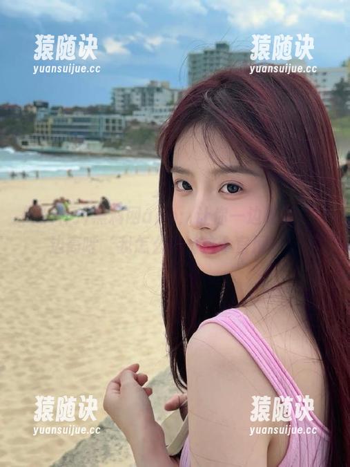 黑料网app：让你一边吃瓜，一边高呼‘我怎么听过这个官网？’