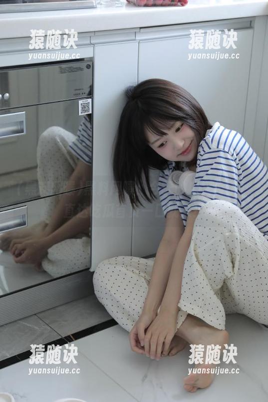 黑料网曝 黑料网曝:今天的瓜又香了,直达吃瓜首页一口就来!